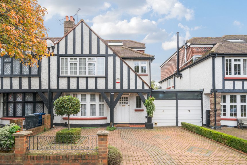 for sale queen annes grove london 32782 - Gibbs Gillespie