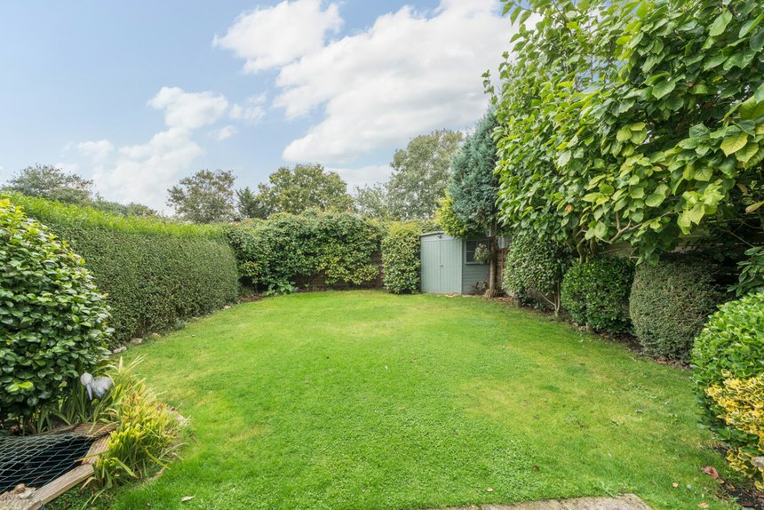 for sale queen annes grove london 32782 - Gibbs Gillespie