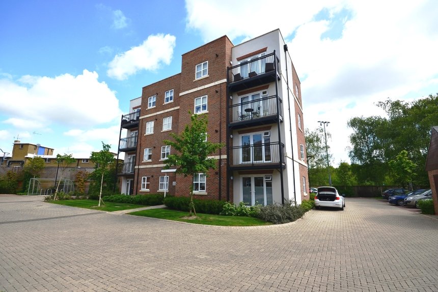 let agreed 1 london 32808 - Gibbs Gillespie