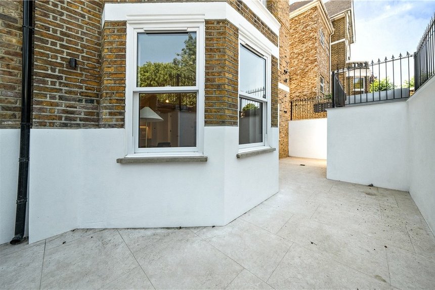 for sale sutherland road london 32814 - Gibbs Gillespie