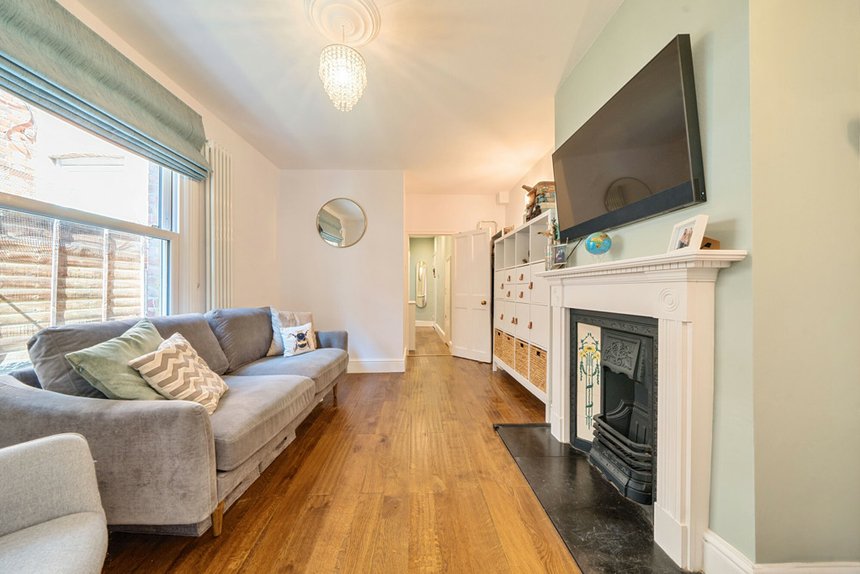 for sale murray road london 32815 - Gibbs Gillespie