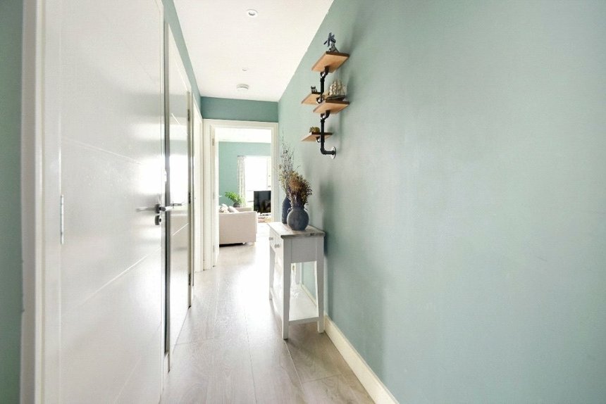 under offer longfield avenue london 32823 - Gibbs Gillespie