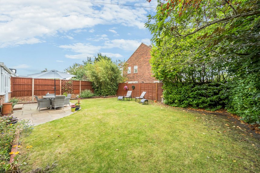 under offer tubwell road london 32827 - Gibbs Gillespie