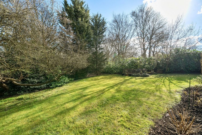 sold ducks hill road london 32832 - Gibbs Gillespie