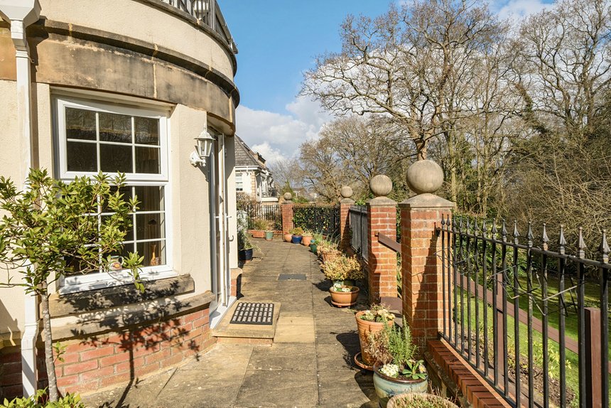 sold ducks hill road london 32832 - Gibbs Gillespie