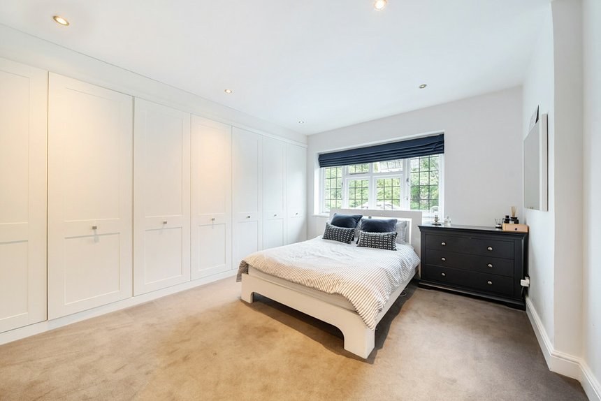 for sale bedford road london 32854 - Gibbs Gillespie