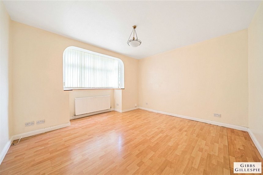 for sale eastcote lane london 32865 - Gibbs Gillespie