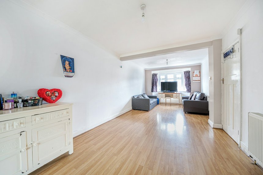 for sale drake road london 32866 - Gibbs Gillespie