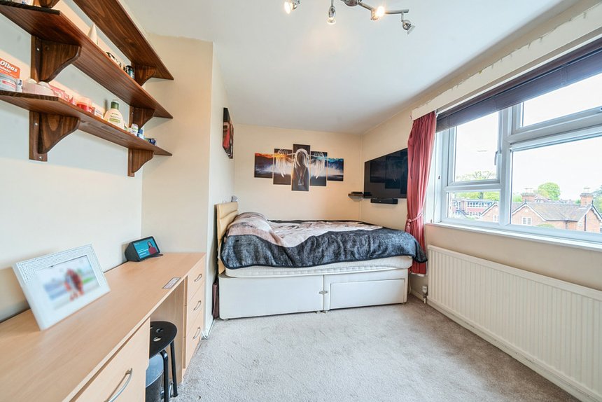 for sale closemead close london 32880 - Gibbs Gillespie