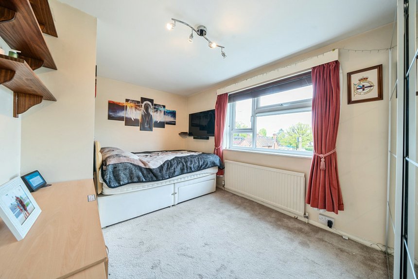 for sale closemead close london 32880 - Gibbs Gillespie