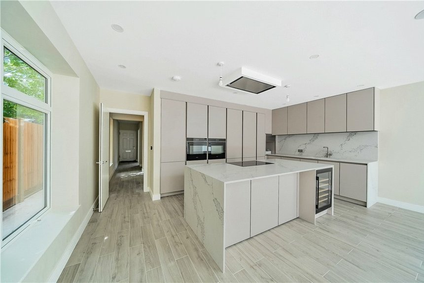 for sale wellington avenue london 32886 - Gibbs Gillespie