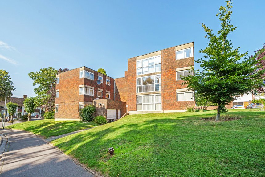 for sale dormans close london 32898 - Gibbs Gillespie