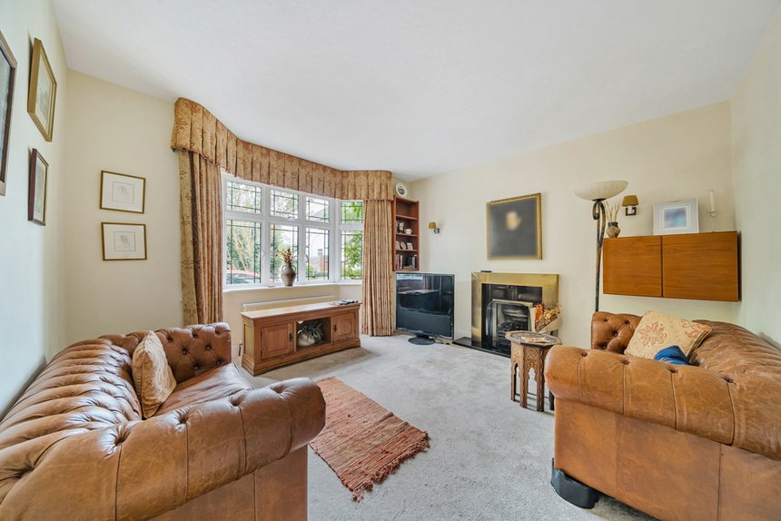 under offer hill rise london 32899 - Gibbs Gillespie