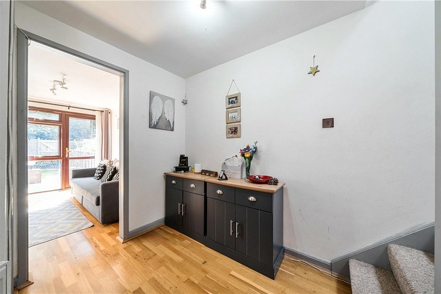 under offer bennett close london 32900 - Gibbs Gillespie