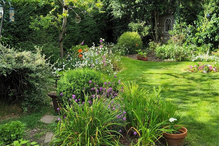 sold layters avenue london 32913 - Gibbs Gillespie