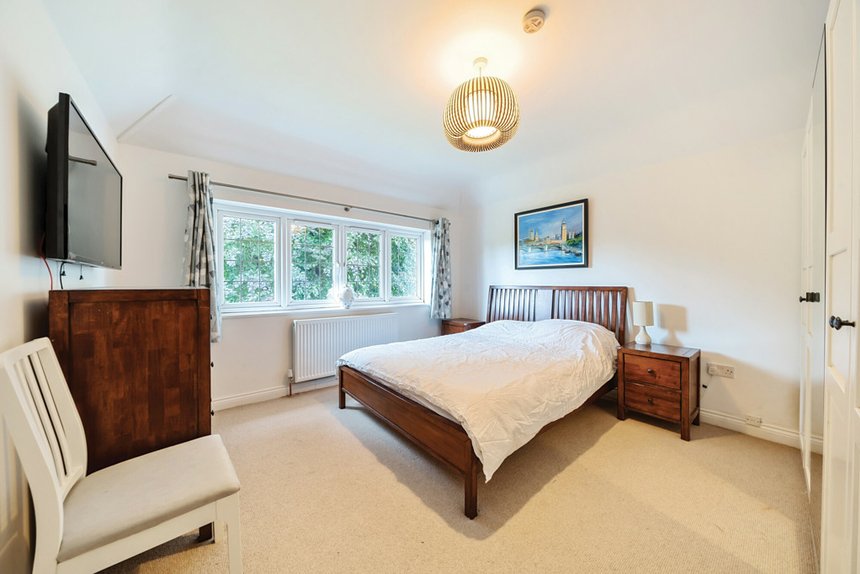 for sale brookdene avenue london 32914 - Gibbs Gillespie