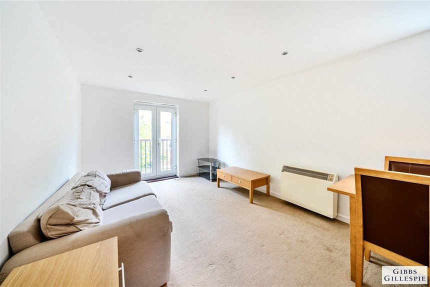 for sale clarendon court london 32921 - Gibbs Gillespie