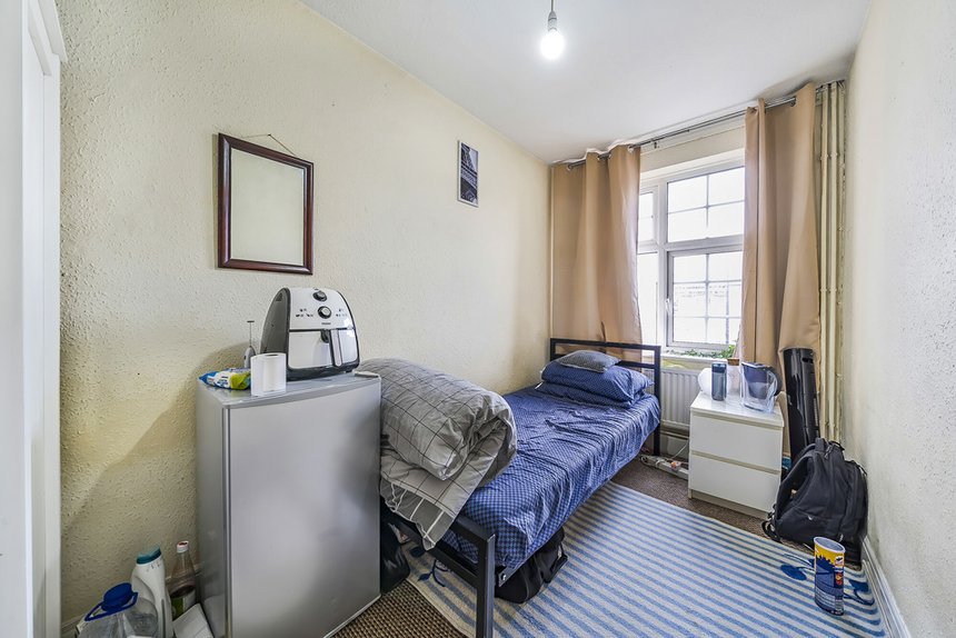 sold park way london 32943 - Gibbs Gillespie