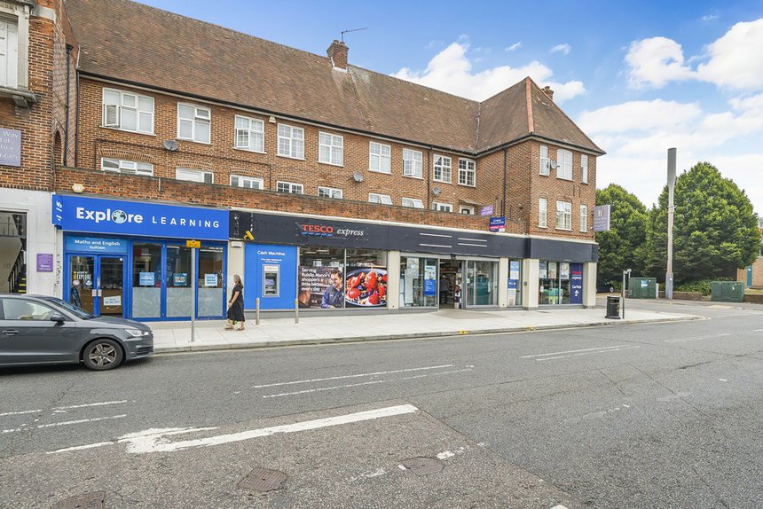 sold park way london 32943 - Gibbs Gillespie