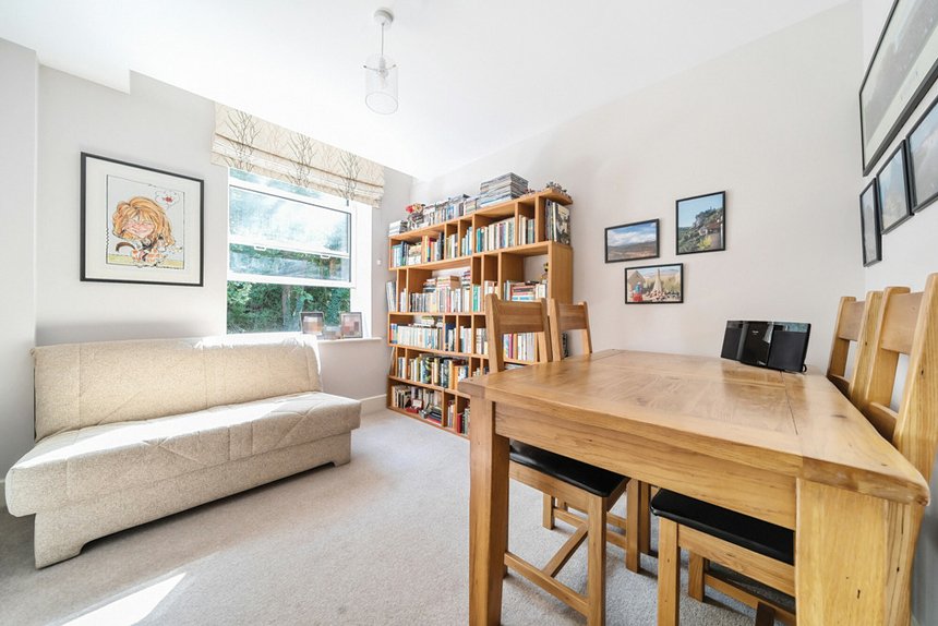 for sale summerhouse lane london 32946 - Gibbs Gillespie