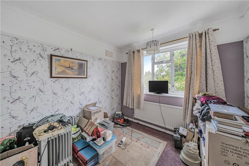 under offer richmond gardens london 32950 - Gibbs Gillespie