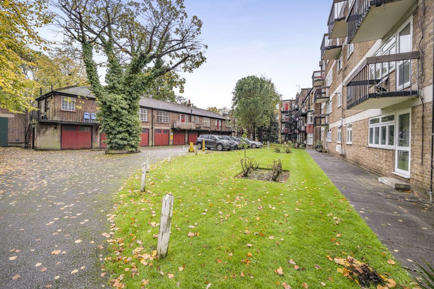 under offer eaton rise london 32954 - Gibbs Gillespie