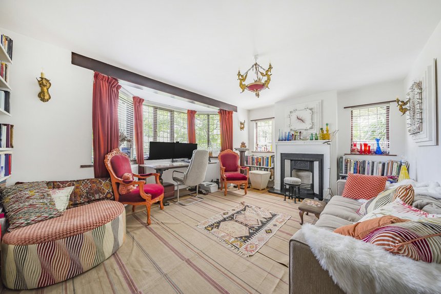 for sale west end avenue london 32984 - Gibbs Gillespie