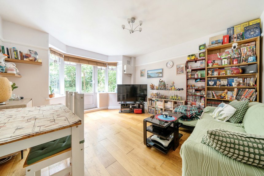 for sale hastings road london 32988 - Gibbs Gillespie