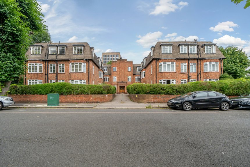 for sale hastings road london 32988 - Gibbs Gillespie