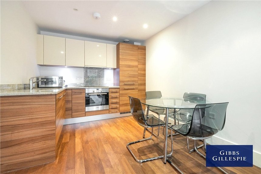 for sale unwin way london 32991 - Gibbs Gillespie