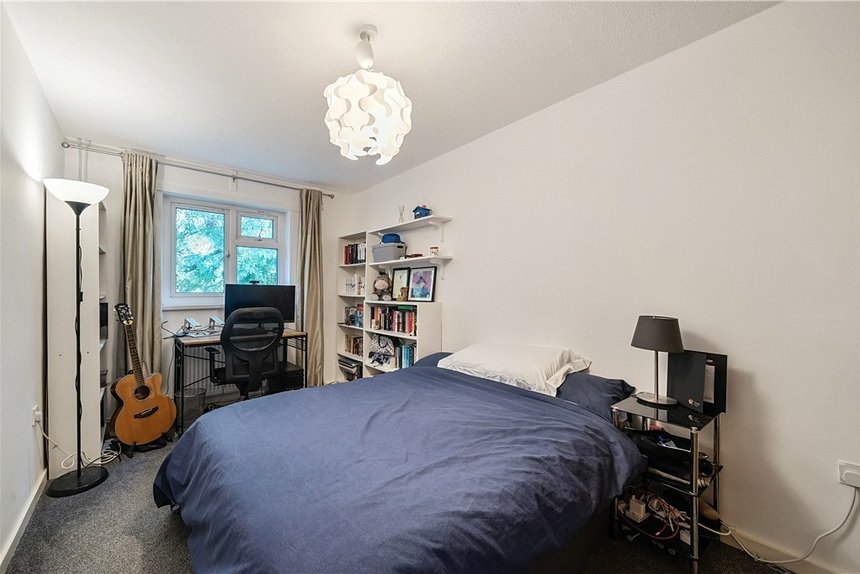 sold cheriton close london 32993 - Gibbs Gillespie