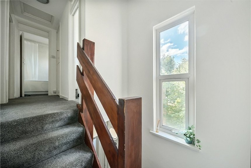 sold cheriton close london 32993 - Gibbs Gillespie