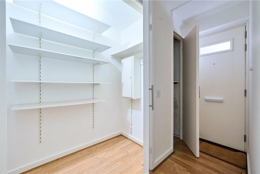 for sale garrick close london 33032 - Gibbs Gillespie