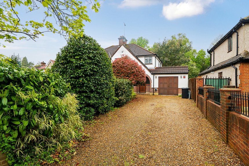 for sale court road london 33048 - Gibbs Gillespie