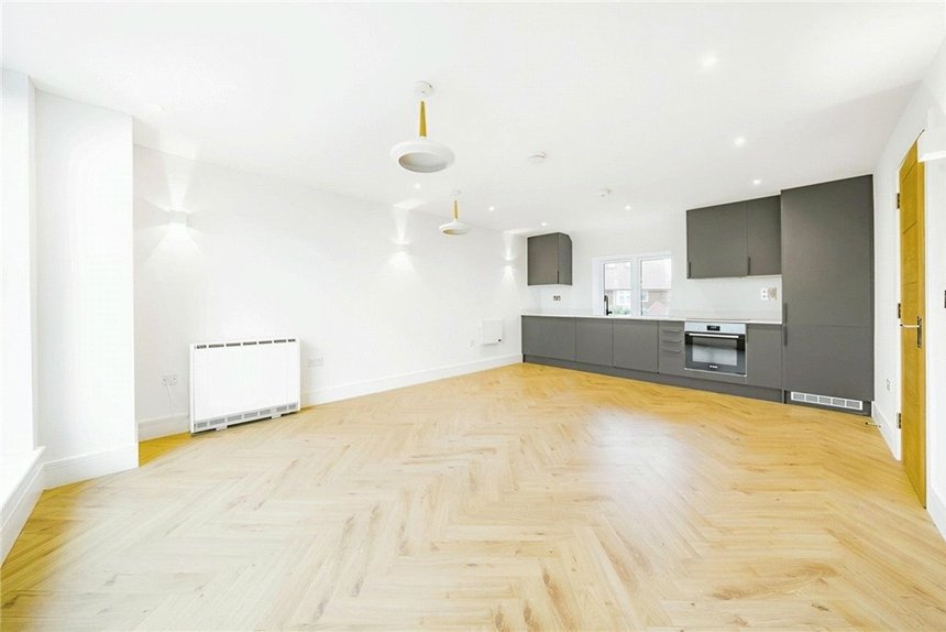 sold walton way london 33050 - Gibbs Gillespie