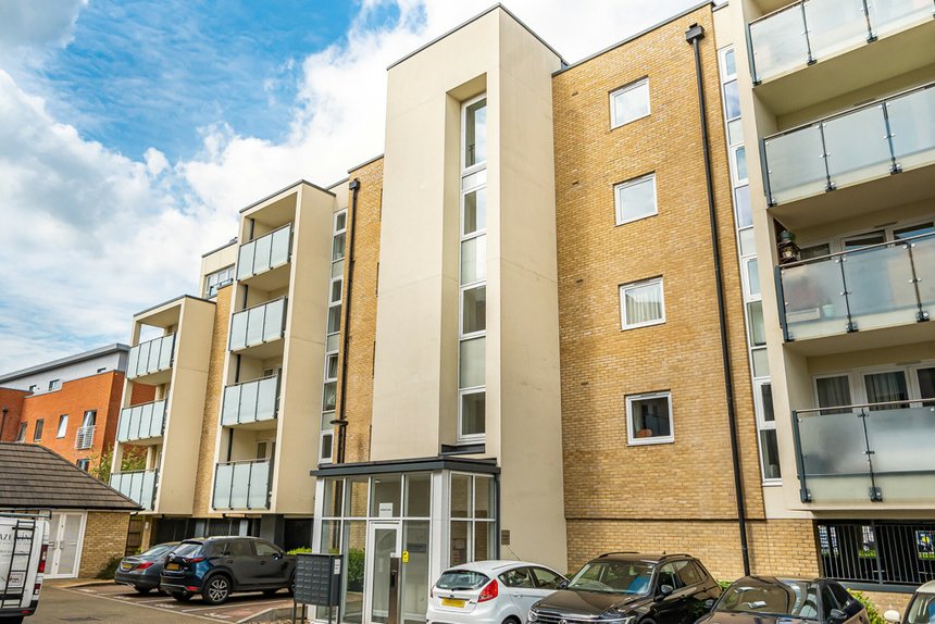 sold perkins gardens london 33051 - Gibbs Gillespie