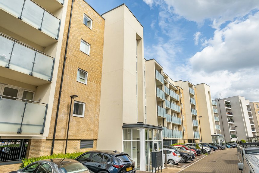 sold perkins gardens london 33051 - Gibbs Gillespie