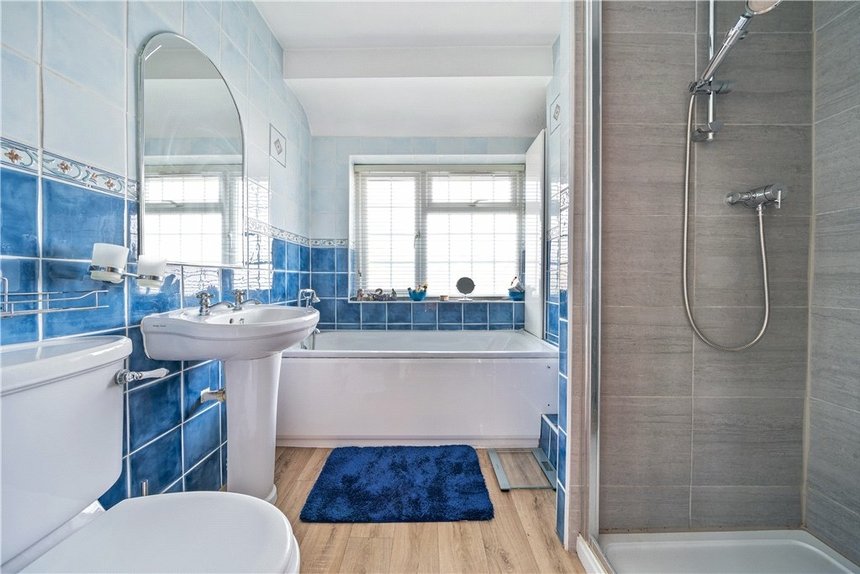 for sale whitegate gardens london 33085 - Gibbs Gillespie