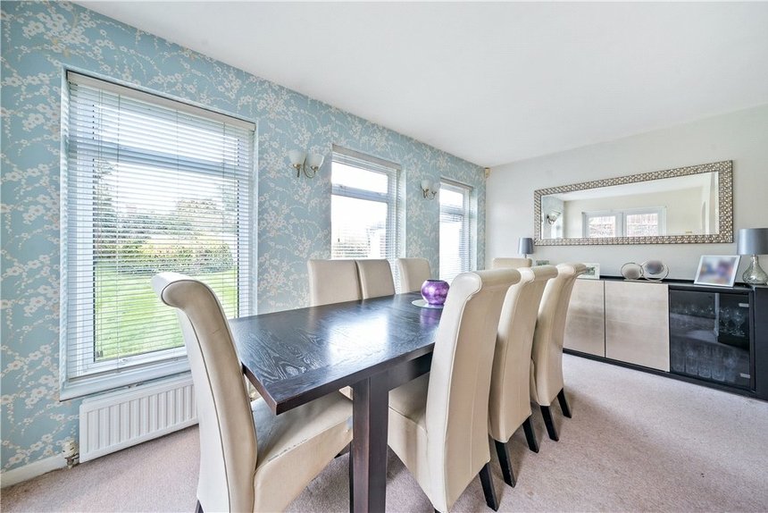 for sale whitegate gardens london 33085 - Gibbs Gillespie