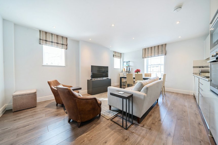 for sale kew bridge road london 33088 - Gibbs Gillespie