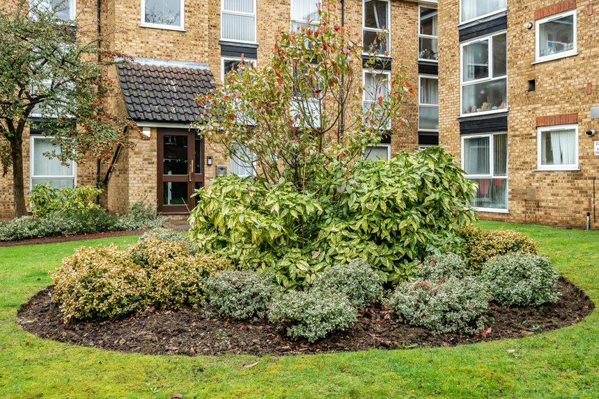 sold melville close london 33134 - Gibbs Gillespie