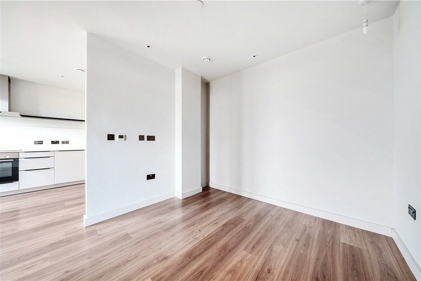 sold taona house london 33138 - Gibbs Gillespie