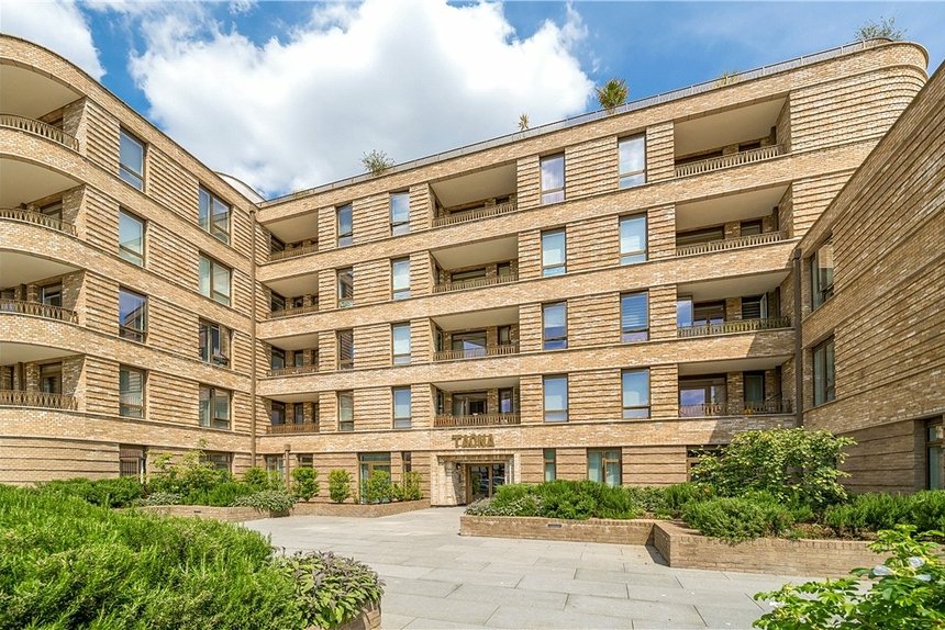 sold taona house london 33139 - Gibbs Gillespie