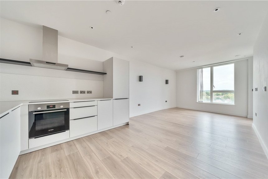 sold taona house london 33141 - Gibbs Gillespie