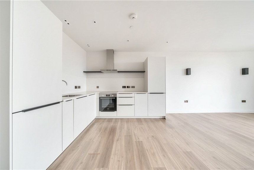 sold taona house london 33141 - Gibbs Gillespie