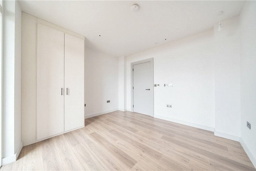 sold taona house london 33141 - Gibbs Gillespie