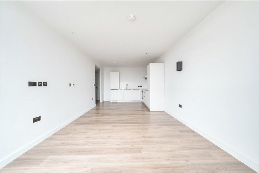 sold taona house london 33141 - Gibbs Gillespie