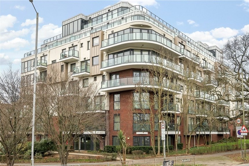 sold green lane london 33224 - Gibbs Gillespie