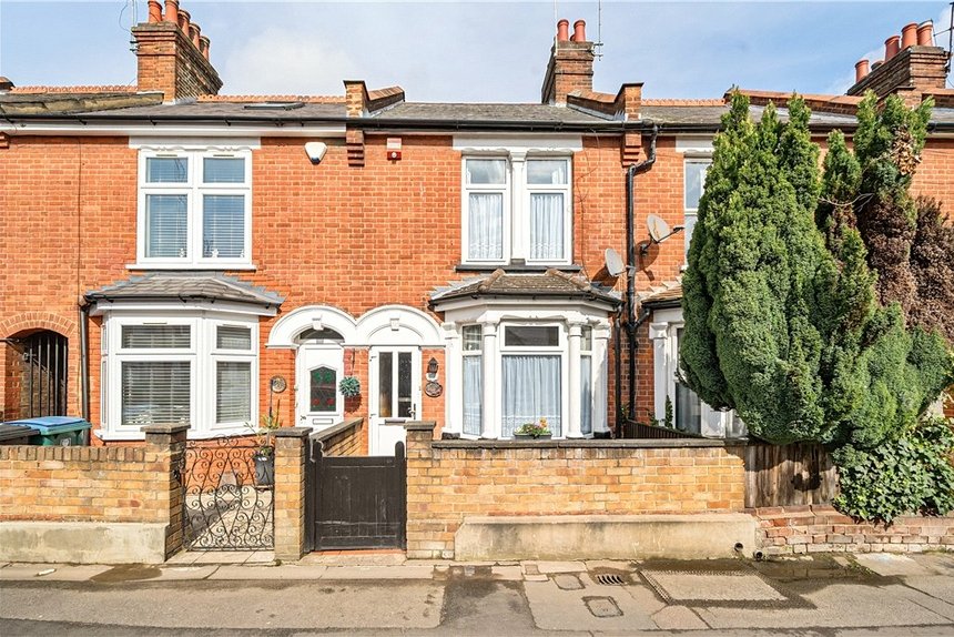 sold whippendell road london 33229 - Gibbs Gillespie