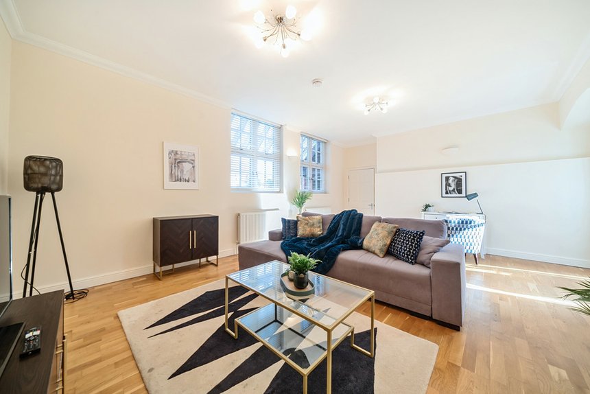 for sale lidgould grove london 33273 - Gibbs Gillespie